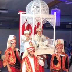 Kubbeli Taşımalı Sünnet Tahtı Kubbeli Taşımalı Sünnet Tahtı