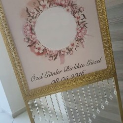 Ayakli Yönlendirme Tabelası