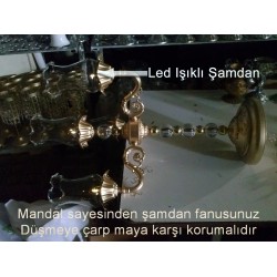 Dört Kollu Es Şamdan