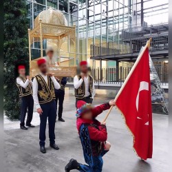 Kubbeli Taşımalı Sünnet Tahtı Gold Kubbeli Taşımalı Sünnet Tahtı Gold